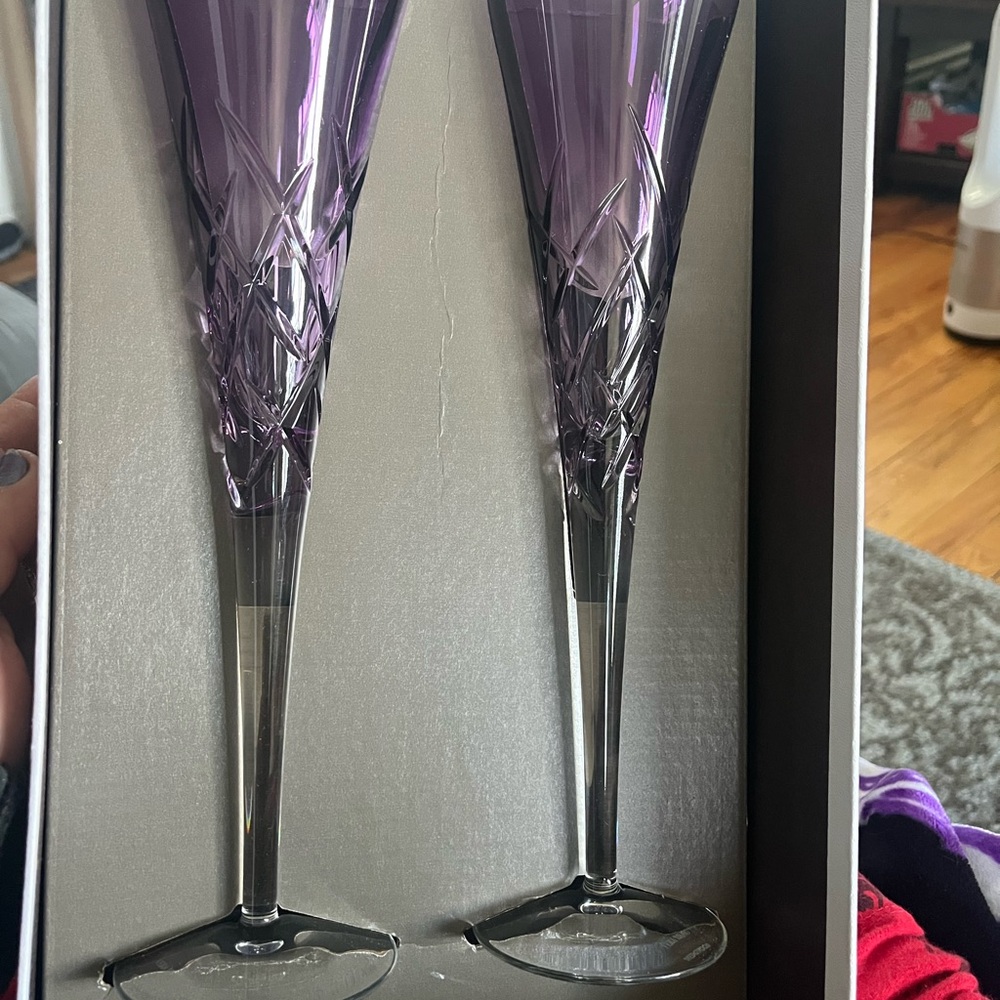 Wedgwood by Vera Wang Purple Lavender Crystal Champagne Flutes duchess toasting